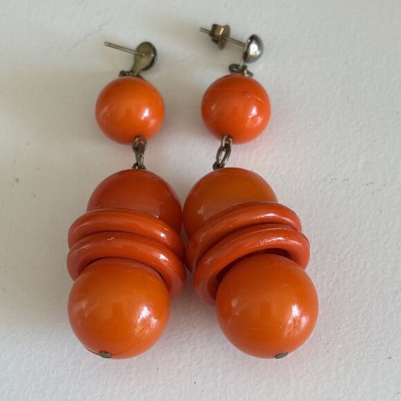 Vintage Earrings 3" Dangle Drop Pierced Orange Acrylic Mod Happy Go go - Picture 4 of 11